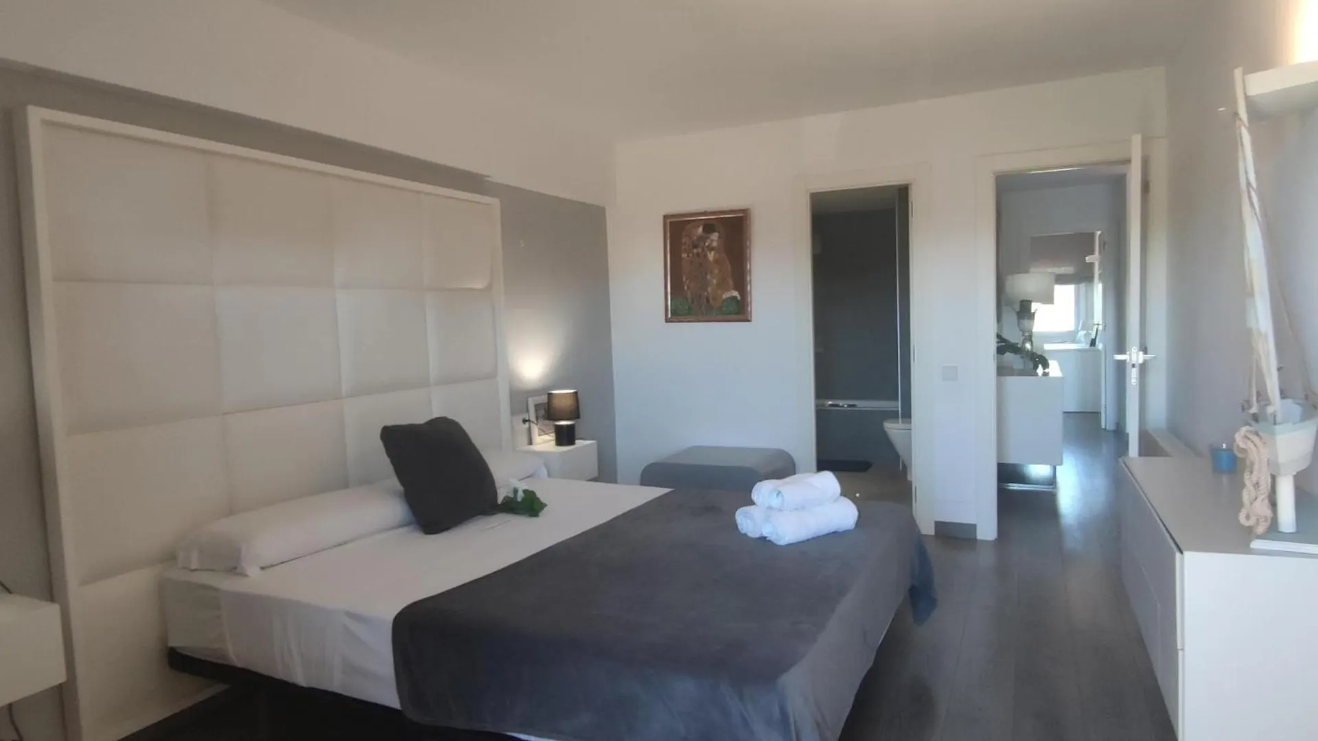 Apartamento Moderno En El Centro De Platja D'Aro - Cerca De La Playa Y Parking Incluido - Es-209-54 Apartmán