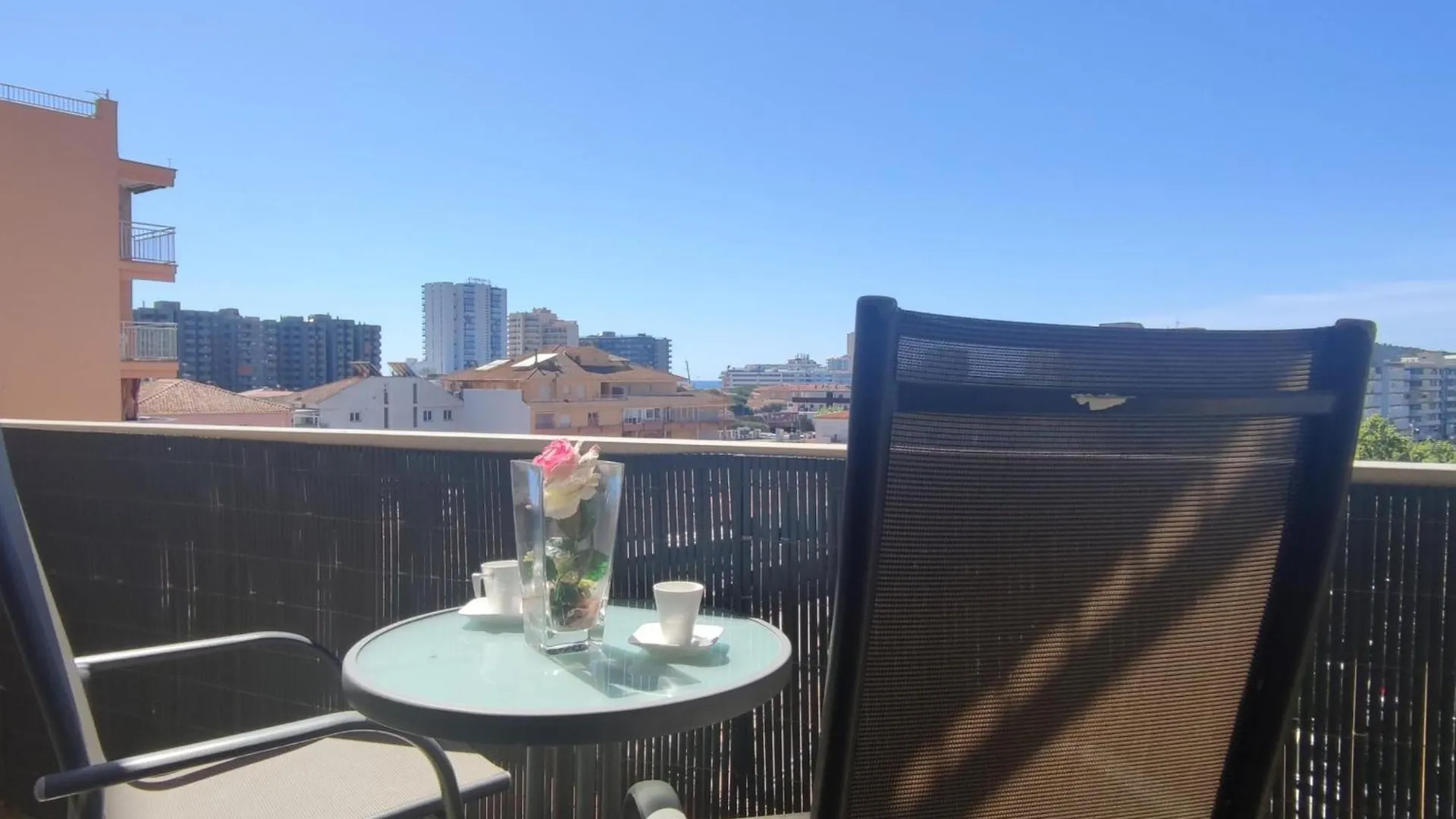 Apartamento Moderno En El Centro De Platja D'Aro - Cerca De La Playa Y Parking Incluido - Es-209-54 Spain